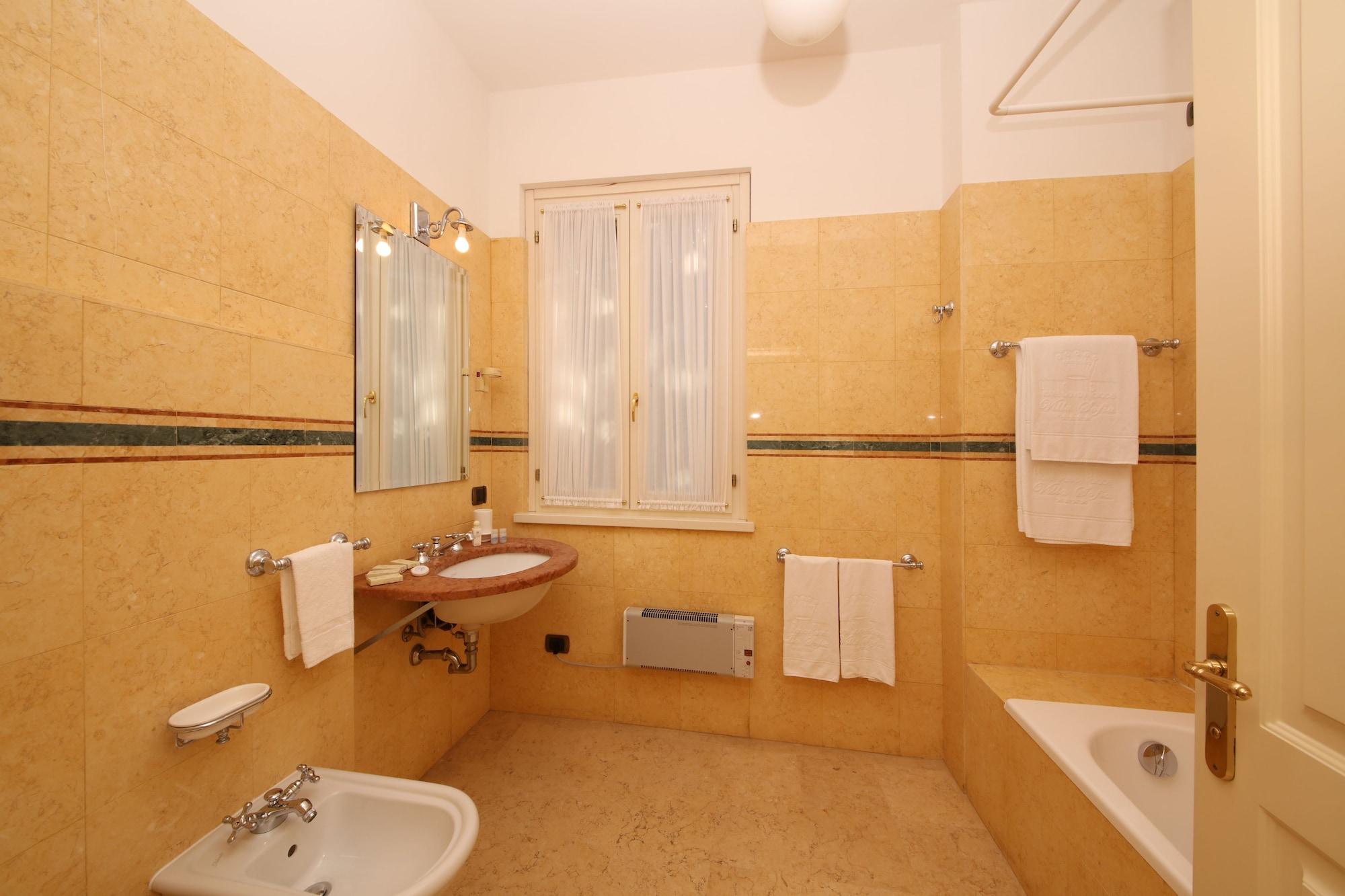 Villa Sofia Hotel غاردوني ريفييرا المظهر الخارجي الصورة