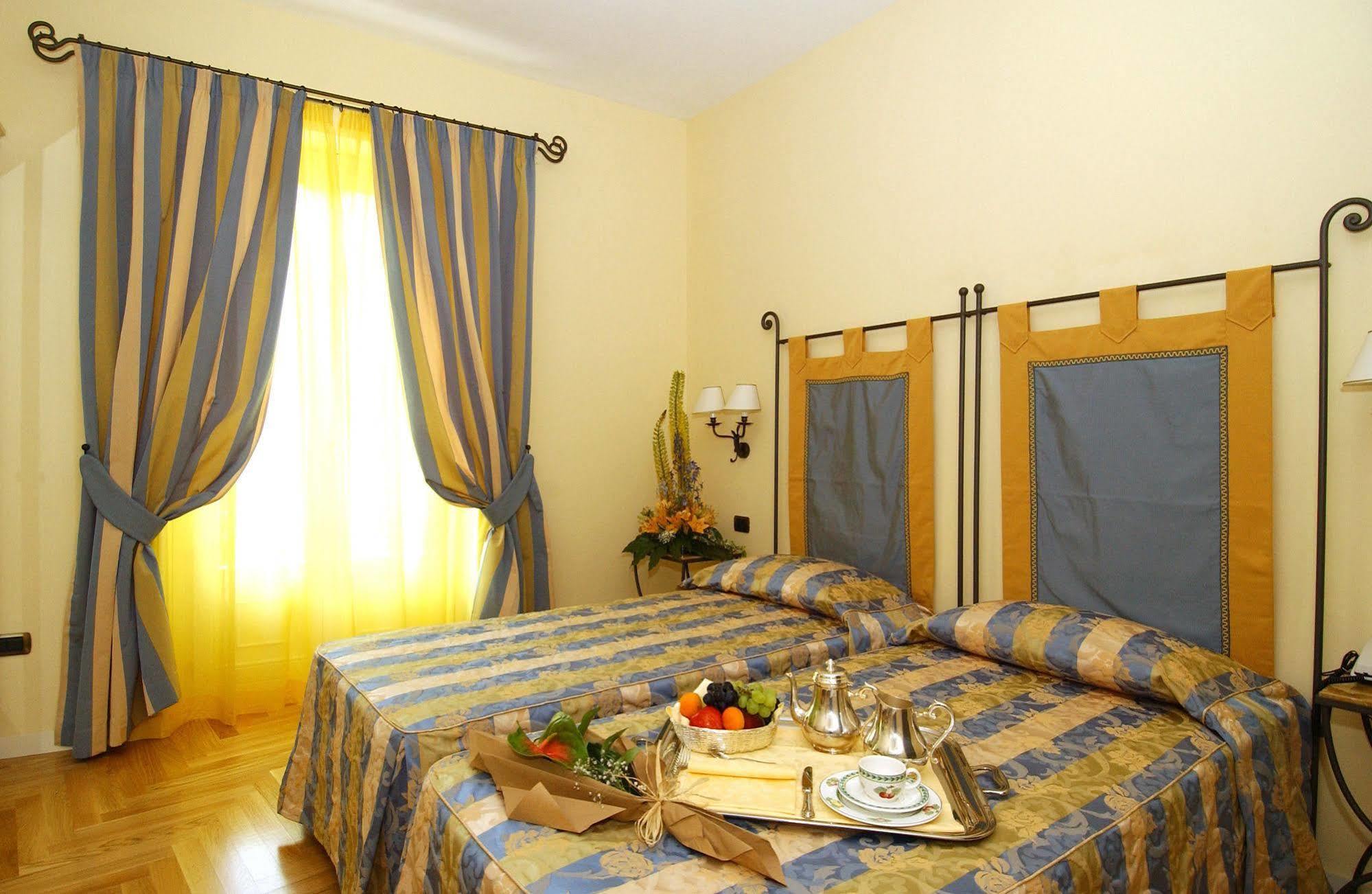 Villa Sofia Hotel غاردوني ريفييرا المظهر الخارجي الصورة